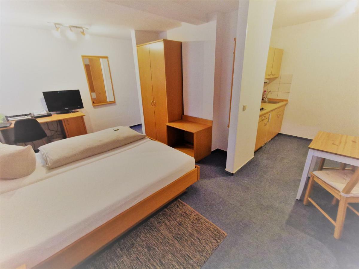 Hotel Franziska Straubing Exteriör bild